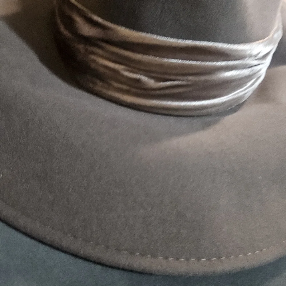 Eugenia Kim Taupe Emmanuelle Fedora